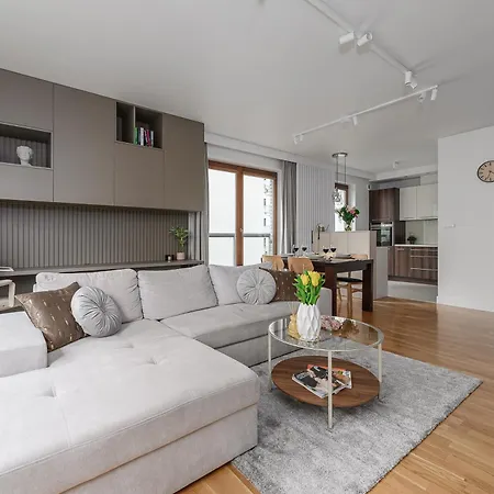 Апартаменты Lumina I 3br With Balcony I 2 Bathrooms I Parking I Ac I Mall Wola *