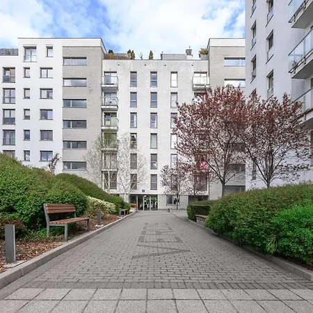 Апартаменты Lumina I 3br With Balcony I 2 Bathrooms I Parking I Ac I Mall Wola